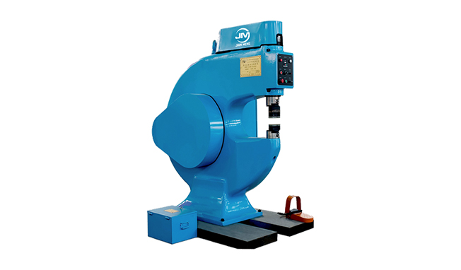Máquina de formación de potencia PF665